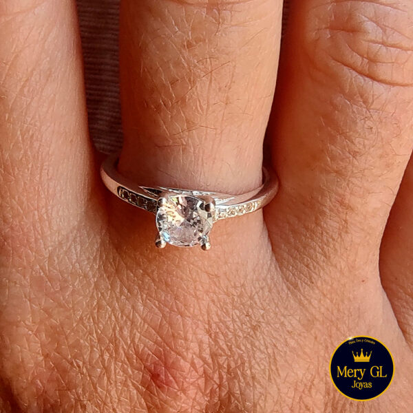 Anillo Cubic Cuadrado 20